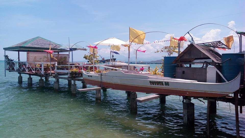 Peria Seafront Pensione Roxas  Buitenkant foto