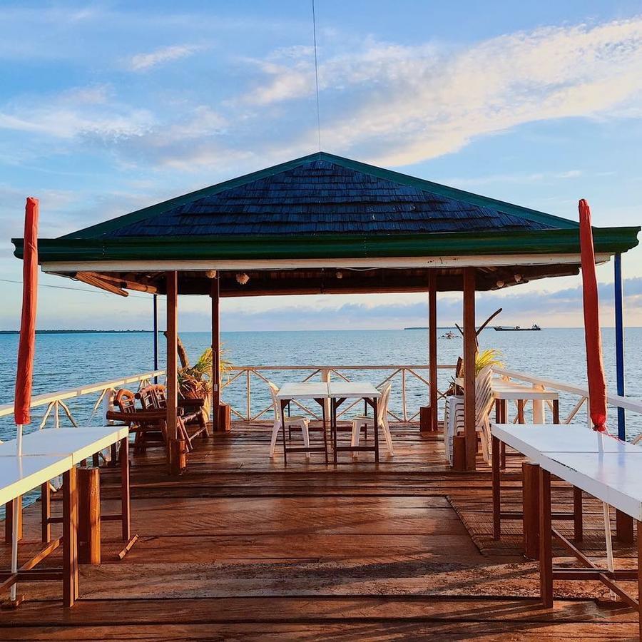 Peria Seafront Pensione Roxas  Buitenkant foto